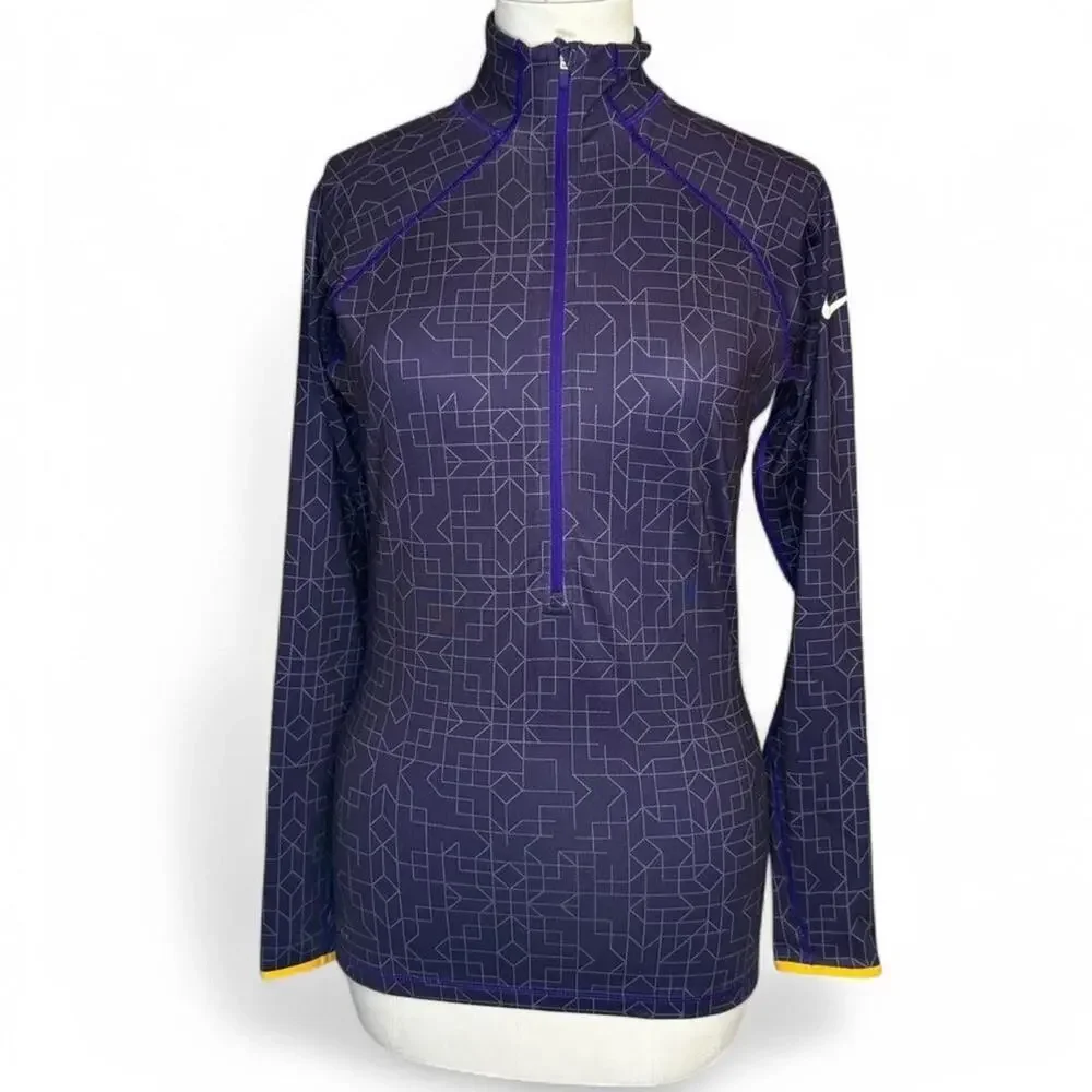 NikePro Hyperwarm 1/2 zip Pullover (size M) 145